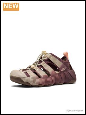 Women's Closed Toe Hiking Water Sandals Easy On Bungee Comfortable